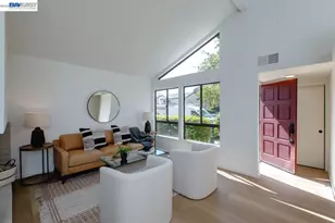 114 Lagunaria Ln, Alameda, CA 94502 - Photo 16
