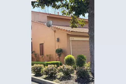 1216 Roseburg Ave #C, Modesto, CA 95350 - Photo 2