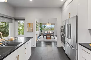 6305 Melville Dr, Oakland, CA 94611 - Photo 20