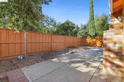 2412 Sequoia Dr, Antioch, CA 94509 - Photo 22