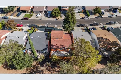 2412 Sequoia Dr, Antioch, CA 94509 - Photo 30