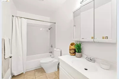 2412 Sequoia Dr, Antioch, CA 94509 - Photo 14