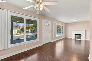 1298 Almar St, Concord, CA 94518 - Photo 10