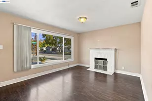 1298 Almar St, Concord, CA 94518 - Photo 6