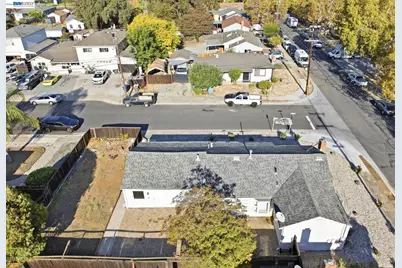 1298 Almar St, Concord, CA 94518 - Photo 40