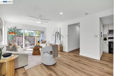 54 Massolo Dr #B, Pleasant Hill, CA 94523 - Photo 4