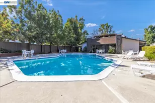 54 Massolo Dr, Pleasant Hill, CA 94523 - Photo 24