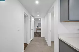 1300 Kains Ave, Berkeley, CA 94702 - Photo 46