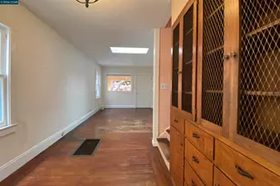 411 Kains Ave, Albany, CA 94706 - Photo 4