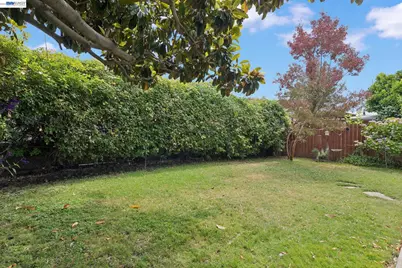 3054 Bona St #D, Oakland, CA 94601 - Photo 34
