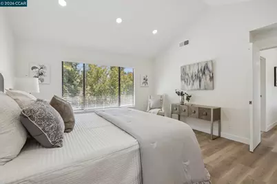 20 Alhambra Hills Dr, Martinez, CA 94553 - Photo 26
