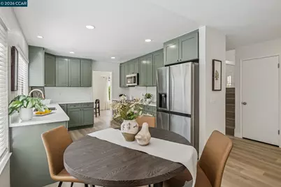 20 Alhambra Hills Dr, Martinez, CA 94553 - Photo 16
