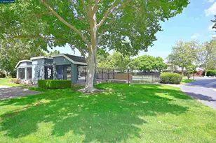 4203 Dubhe Ct, Concord, CA 94521 - Photo 30