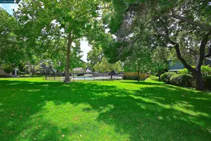 4203 Dubhe Ct, Concord, CA 94521 - Photo 38