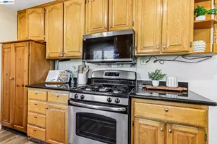 360 I St, Livermore, CA 94551 - Photo 14