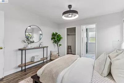 360 I St, Livermore, CA 94551 - Photo 22