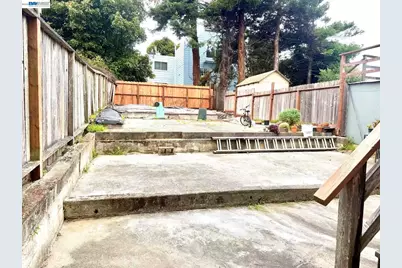 133 Rice Street, San Francisco, CA 94112 - Photo 16