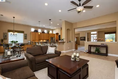1117 Burghley Ln, Brentwood, CA 94513 - Photo 12