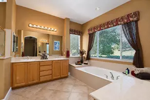 1117 Burghley Ln, Brentwood, CA 94513 - Photo 26