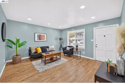 5616 Alameda Ave, Richmond, CA 94804 - Photo 4