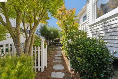 12 Brookside Ave, Berkeley, CA 94705 - Photo 84