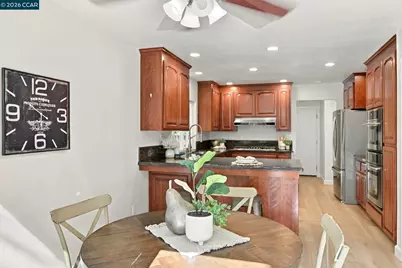 5120 Keller Ridge Dr, Clayton, CA 94517 - Photo 16