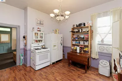 1538 16th Ave, Oakland, CA 94606 - Photo 6