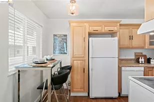 8 Whitmore Pl, Oakland, CA 94611 - Photo 22