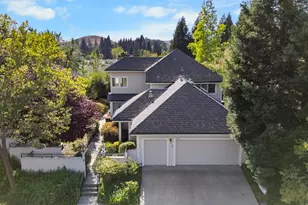 817 Redwood Dr, Danville, CA 94506 - Photo 2