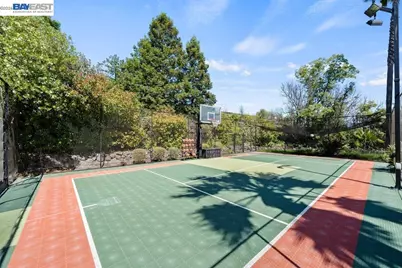 27 Eagle Ridge Ln, Danville, CA 94506 - Photo 86