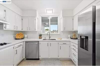 32253 Devonshire, Union City, CA 94587 - Photo 20