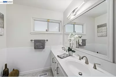 32253 Devonshire, Union City, CA 94587 - Photo 44