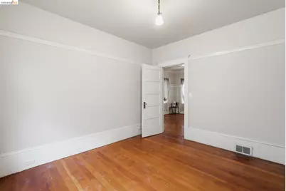 2204 Tenth Street, Berkeley, CA 94710 - Photo 34