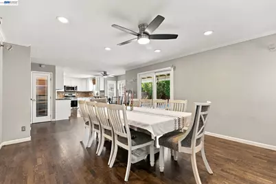 1017 Hatchcover Pl, Manteca, CA 95337 - Photo 18