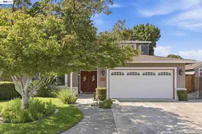 1017 Hatchcover Pl, Manteca, CA 95337 - Photo 2