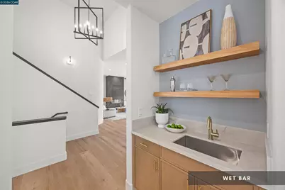 6900 Charing Cross Rd, Berkeley, CA 94705 - Photo 10