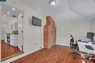 42 13th St, Antioch, CA 94509 - Photo 18