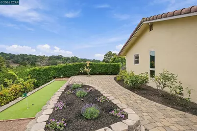 21 Inverleith Terrace, Moraga, CA 94556 - Photo 34