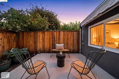 4828 Webster St, Oakland, CA 94609 - Photo 52
