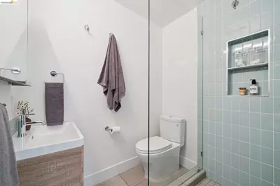4828 Webster St, Oakland, CA 94609 - Photo 30
