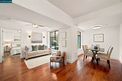 1755 Broadway #23, Oakland, CA 94612 - Photo 4