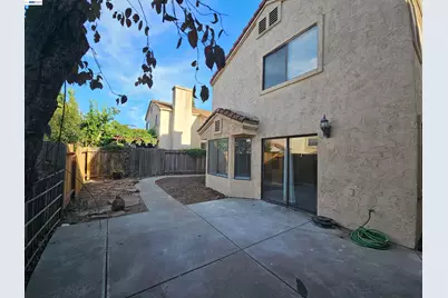 1063 Mepham Dr, Pittsburg, CA 94565 - Photo 38