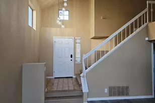 1063 Mepham Dr, Pittsburg, CA 94565 - Photo 18