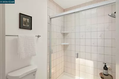 1316 Pineview Ln, Concord, CA 94521 - Photo 28