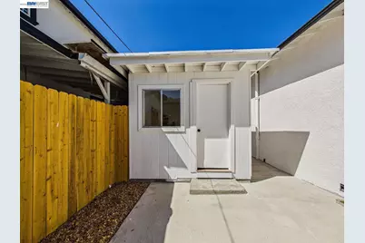 1106 88th Ave, Oakland, CA 94621 - Photo 36