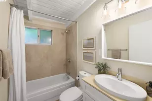 7408 Park Vista, El Cerrito, CA 94530 - Photo 14