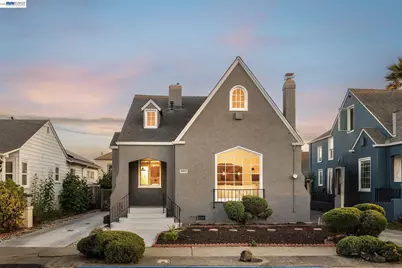 1914 105th Ave, Oakland, CA 94603 - Photo 1