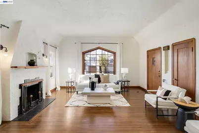 1914 105th Ave, Oakland, CA 94603 - Photo 8