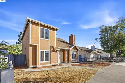 4036 Deep Creek Rd, Fremont, CA 94555 - Photo 2
