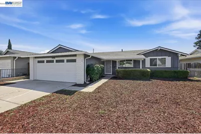 1961 McLaughlin Ave, San Jose, CA 95122 - Photo 2
